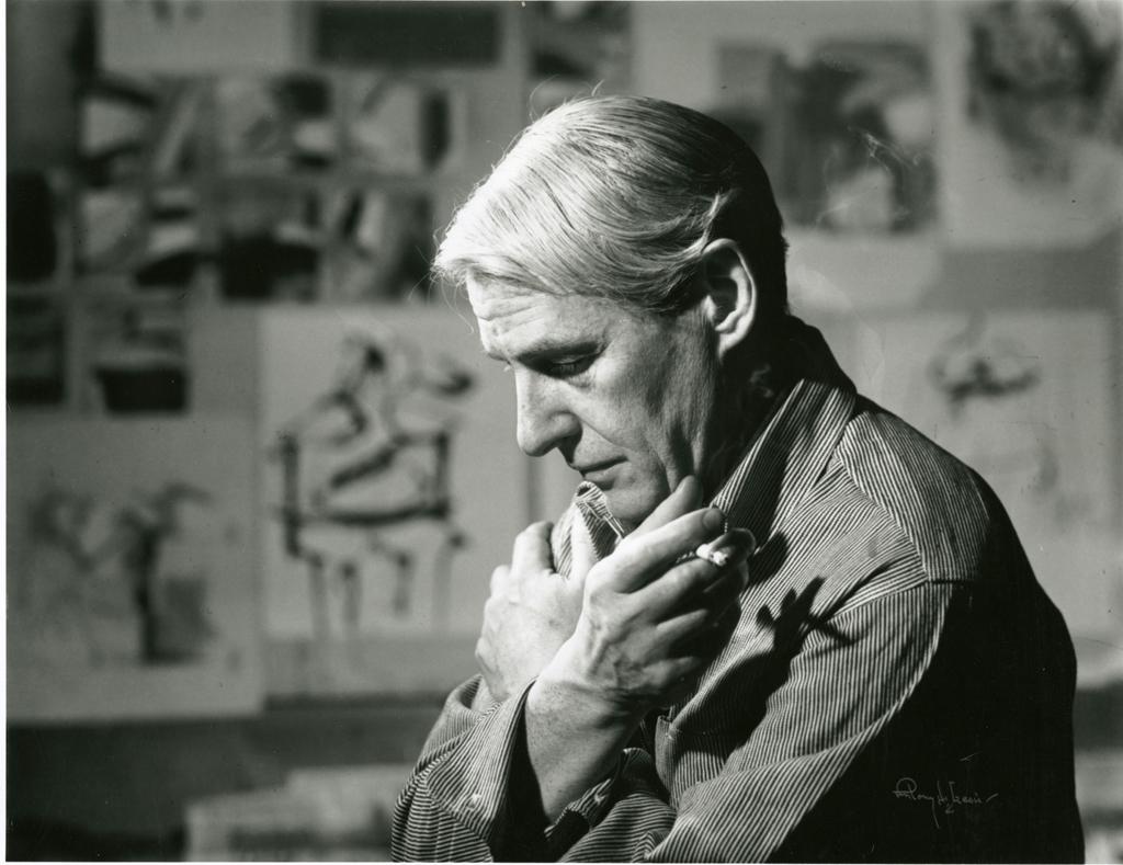 Willem de kooning in his studio